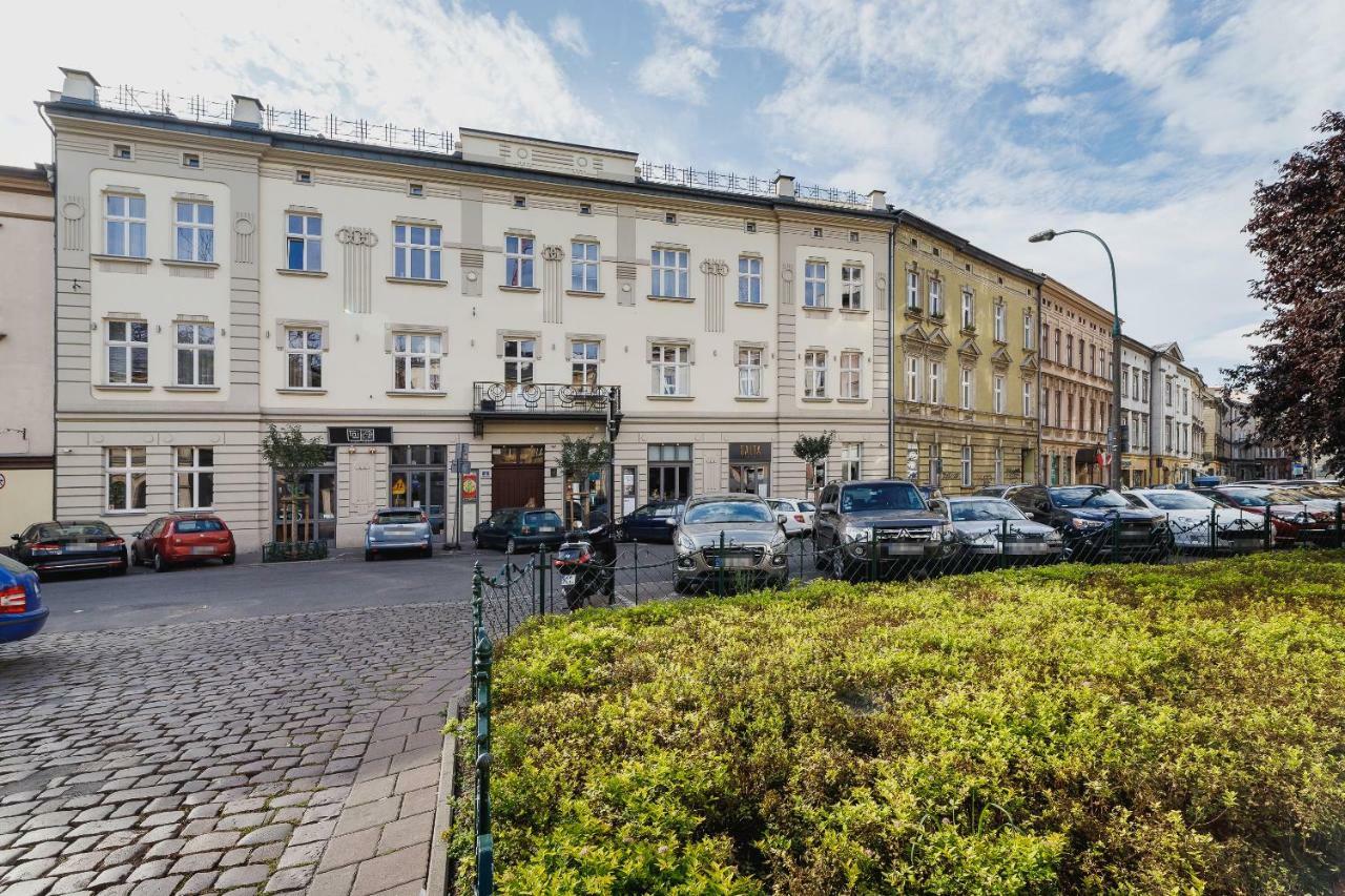Apartments Cracow Miodowa By Renters Cracóvia Exterior foto
