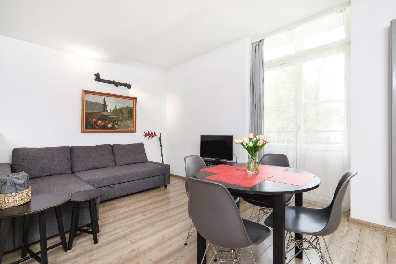 Apartments Cracow Miodowa By Renters Cracóvia Exterior foto